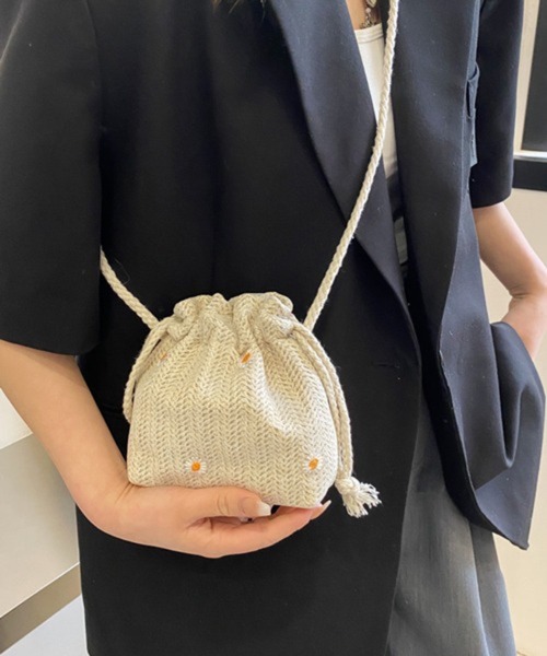 Pochi Pouch（ポチポーチ）の「Pochi Pouch/2way 花柄 マルチ 巾着/ショルダーバッグ（ショルダーバッグ・レディース・ベージュ/ホワイト/ブラウン系その他・FREE）」の2枚目の写真