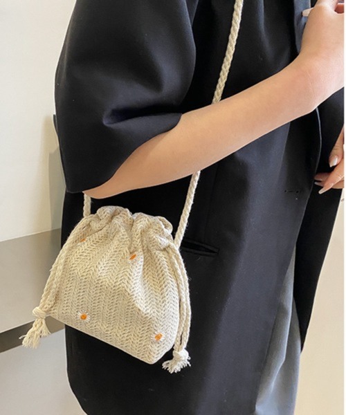 Pochi Pouch（ポチポーチ）の「Pochi Pouch/2way 花柄 マルチ 巾着/ショルダーバッグ（ショルダーバッグ・レディース・ベージュ/ホワイト/ブラウン系その他・FREE）」の6枚目の写真