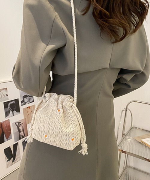 Pochi Pouch（ポチポーチ）の「Pochi Pouch/2way 花柄 マルチ 巾着/ショルダーバッグ（ショルダーバッグ・レディース・ベージュ/ホワイト/ブラウン系その他・FREE）」の16枚目の写真