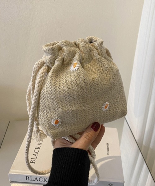 Pochi Pouch（ポチポーチ）の「Pochi Pouch/2way 花柄 マルチ 巾着/ショルダーバッグ（ショルダーバッグ・レディース・ベージュ/ホワイト/ブラウン系その他・FREE）」の21枚目の写真