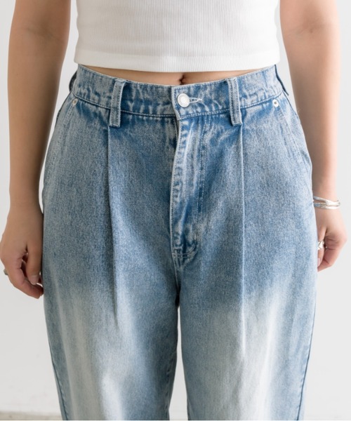 OLIVE des OLIVE（オリーブデオリーブ）の「ゆるたぽタックデニムパンツ　1041030080（デニムパンツ・レディース・スミクロ/インディゴブルー/ブルー/サックスブルー・SMALL/MEDIUM）」の13枚目の写真