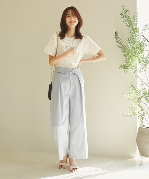 ROPE' PICNIC（ロペピクニック）の「RENU/ロゴ&フォトTシャツ/リンクコーデ（Tシャツ/カットソー・レディース・ブラック/ホワイト/キナリ・38/40）」の5枚目の写真