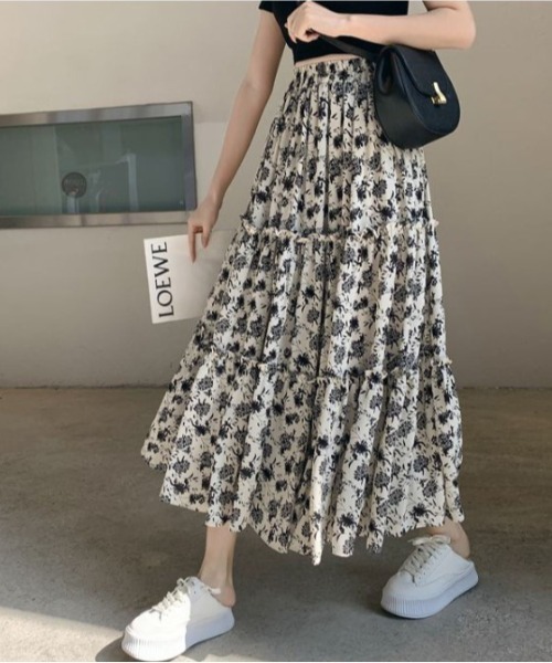 Jayro（ジャイロ）の「花柄フレアスカート（スカート・レディース・ブラック/グリーン/キナリ・FREE）」の5枚目の写真