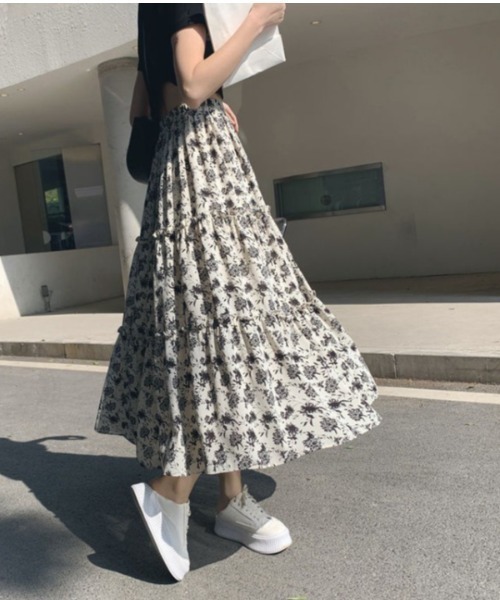 Jayro（ジャイロ）の「花柄フレアスカート（スカート・レディース・ブラック/グリーン/キナリ・FREE）」の8枚目の写真