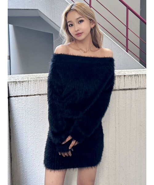 GYDA（ジェイダ）の「オフショルシャギーニットワンピース（ワンピース・レディース・ブラック/ベージュ/オフホワイト・FREE）」の14枚目の写真