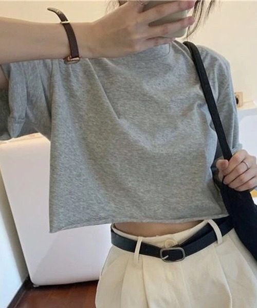 SHEPP(シープ)の「【定番】ワイドシルエット ショート無地半袖Tシャツ / クロップド丈(Tシャツ/カットソー・レディース・ホワイト/グレー/ブラック・S/M/L)」の4枚目の写真