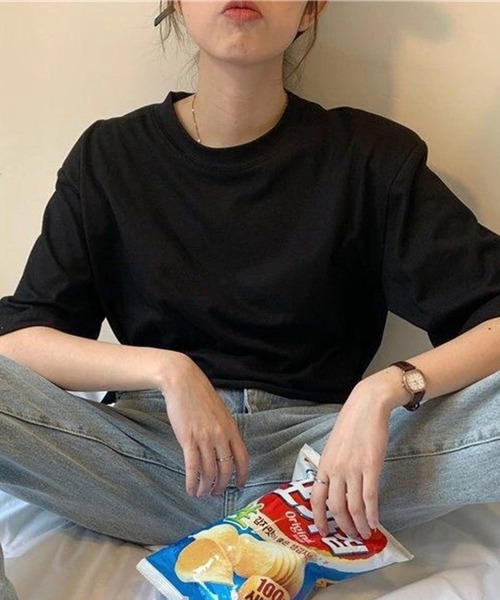 SHEPP(シープ)の「【定番】ワイドシルエット ショート無地半袖Tシャツ / クロップド丈(Tシャツ/カットソー・レディース・ホワイト/グレー/ブラック・S/M/L)」の6枚目の写真