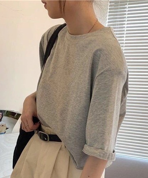 SHEPP(シープ)の「【定番】ワイドシルエット ショート無地半袖Tシャツ / クロップド丈(Tシャツ/カットソー・レディース・ホワイト/グレー/ブラック・S/M/L)」の8枚目の写真