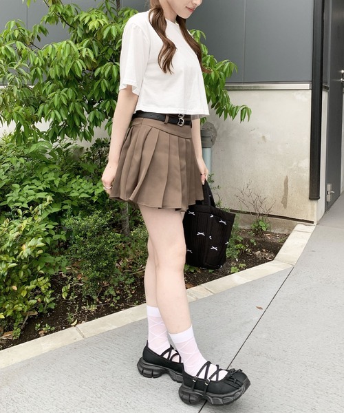 SHEPP(シープ)の「【定番】ワイドシルエット ショート無地半袖Tシャツ / クロップド丈(Tシャツ/カットソー・レディース・ホワイト/グレー/ブラック・S/M/L)」の19枚目の写真