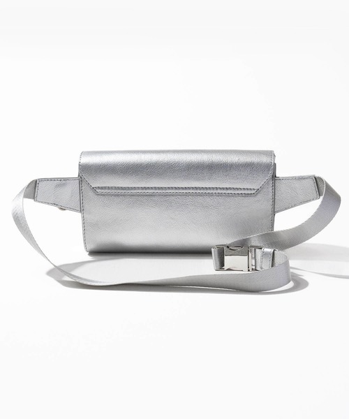 HAYNI（ヘイニ）の「Maribol マリボル（ボディバッグ/ウエストポーチ・レディース・シルバー/ブラック・FREE）」の19枚目の写真