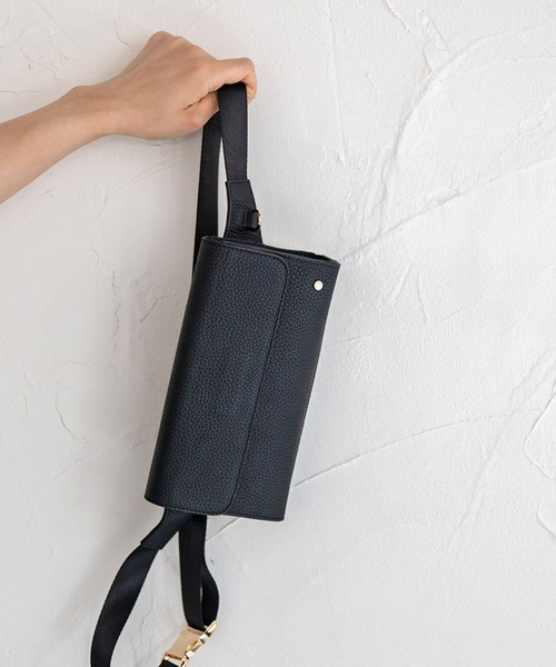 HAYNI（ヘイニ）の「Maribol マリボル（ボディバッグ/ウエストポーチ・レディース・シルバー/ブラック・FREE）」の22枚目の写真