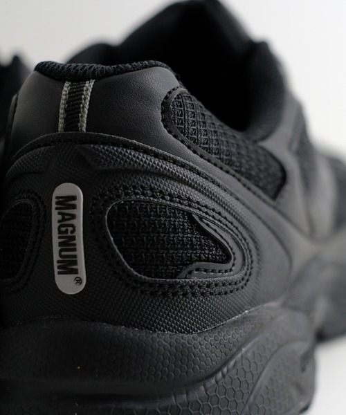 HI-TEC(ハイテック)の「【HI-TEC/ハイテック】MAGNUM MUST/マグナム(スニーカー・メンズ・ブラック・25.0cm/26.0cm/27.0cm/28.0cm/24.0cm/23.0cm/23.5cm/27.5cm/26.5cm/25.5cm/24.5cm)」の11枚目の写真