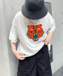 トラ相良刺繍BIGTシャツ