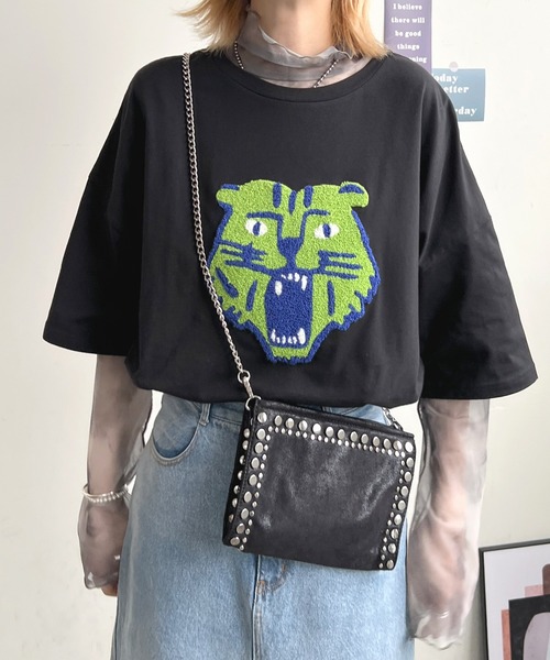 Futier land（フューティアランド）の「トラ相良刺繍BIGTシャツ（Tシャツ/カットソー・レディース・ブラック/ブルー/オートミール/ホワイト・FREE）」の6枚目の写真