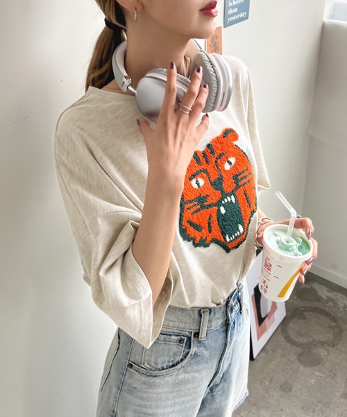 Futier land（フューティアランド）の「トラ相良刺繍BIGTシャツ（Tシャツ/カットソー・レディース・ブラック/ブルー/オートミール/ホワイト・FREE）」の20枚目の写真