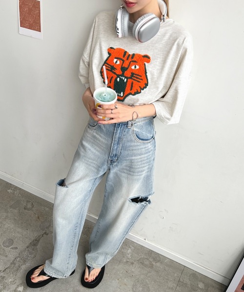 Futier land（フューティアランド）の「トラ相良刺繍BIGTシャツ（Tシャツ/カットソー・レディース・ブラック/ブルー/オートミール/ホワイト・FREE）」の22枚目の写真