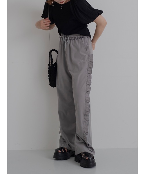 JUMELLE(ジュメロ)の「popcorn bag(ショルダーバッグ・レディース・ブラック/アイボリー・FREE)」の19枚目の写真