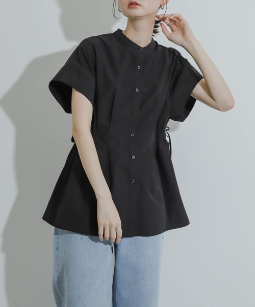 SENSE OF PLACE by URBAN RESEARCH（センスオブプレイスバイアーバンリサーチ）の「ウエストシャーリングペプラムブラウス（シャツ/ブラウス・レディース・オフホワイト/ブラック/ブルー・ONE）」の2枚目の写真