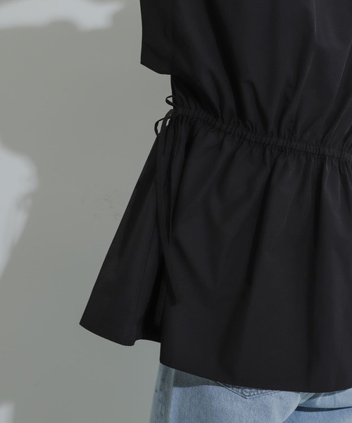 SENSE OF PLACE by URBAN RESEARCH（センスオブプレイスバイアーバンリサーチ）の「ウエストシャーリングペプラムブラウス（シャツ/ブラウス・レディース・オフホワイト/ブラック/ブルー・ONE）」の11枚目の写真