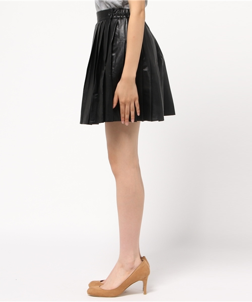 WEGO（ウィゴー）の「WEGO/シャイニープリーツミニスカート（スカート・レディース・シルバー/ブラック・FREE）」の10枚目の写真