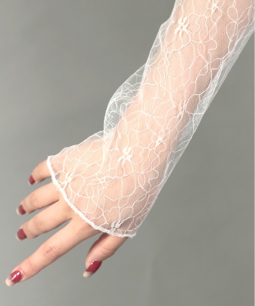 Chiina（チーナ）の「【Chiina】フロッキー　シースルーハイネックトップス（その他トップス・レディース・ブラック系4/ホワイト系3/ブラック系2/ブラック系5/ホワイト系2/ホワイト系1/ブラック系3/ブラック系1・FREE）」の13枚目の写真