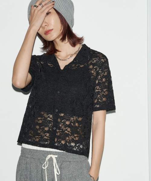 Auntie Rosa Holiday（アンティローザホリデー）の「レースショートスリーブシャツ（シャツ/ブラウス・レディース・ブラック/アイボリー・FREE）」の2枚目の写真