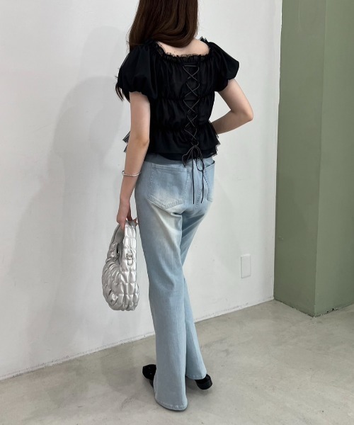 one after another NICE CLAUP（ワンアフターアナザーナイスクラップ）の「バックレースアップ2wayブラウス（シャツ/ブラウス・レディース・ブラック/オフホワイト/ピンク/ブルー・FREE）」の6枚目の写真