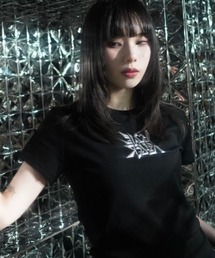 LOVE KILLER | A'GEM/9 × .kom 『LOVE KILLER/ラブ キラー』 metallic logo slimT-shirt/メタリックロゴスリム TEE(Tシャツ/カットソー)