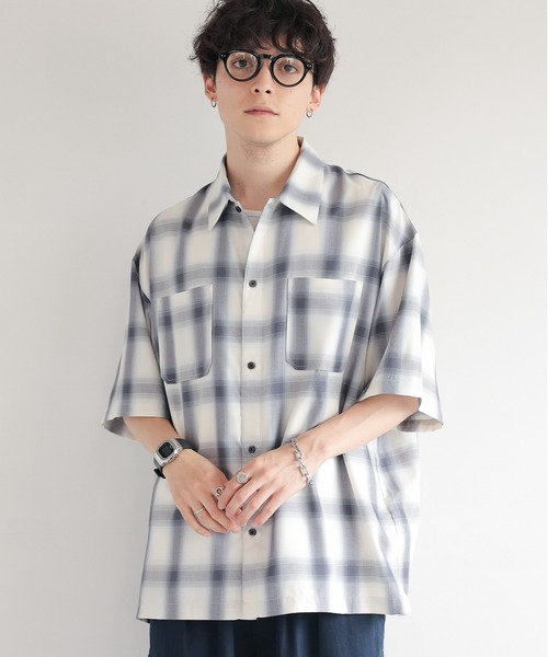 RAGEBLUE（レイジブルー）の「オンブレチェック/レギュラーカラーオーバーサイズシャツ（シャツ/ブラウス・メンズ・ネイビー/マスタード/ライトブルー/ブラック・MEDIUM/LARGE）」の3枚目の写真