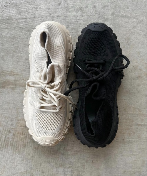 lawgy ディファレントマテリアルダブルリボンスニーカー lawgy（ラウジー）の「different material platform shoes