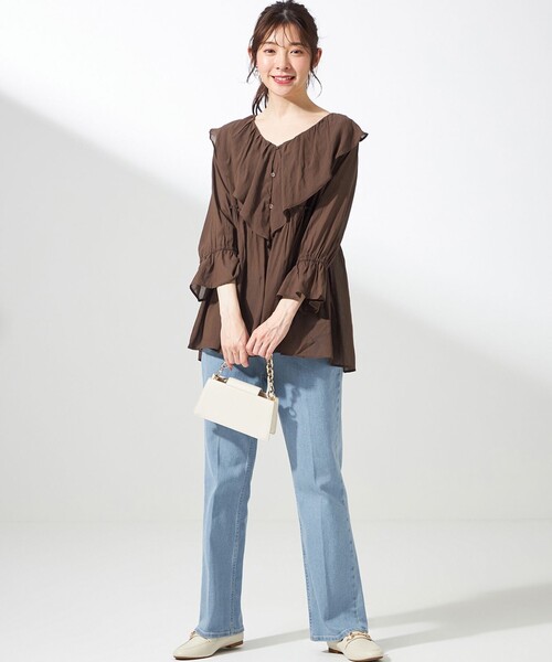 ANY SIS(エニィスィス)の「【洗える】シアーヴィンテージライクラッフル ブラウス(シャツ/ブラウス・レディース・ダークブラウン系/ブラック系/アイボリー系・2)」の7枚目の写真