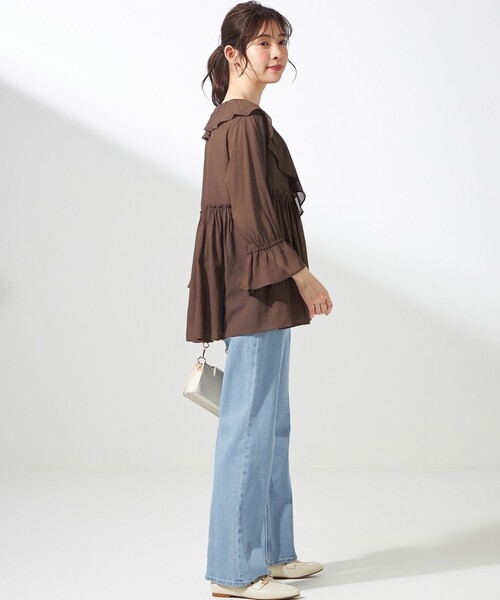 ANY SIS(エニィスィス)の「【洗える】シアーヴィンテージライクラッフル ブラウス(シャツ/ブラウス・レディース・ダークブラウン系/ブラック系/アイボリー系・2)」の8枚目の写真