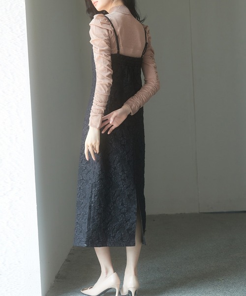 SAISON DE PAPILLON（セゾンドパピヨン）の「ジャガード生地バックスリットキャミワンピース（ワンピース・レディース・グレー/ブラック/ダークブラウン・S/M/L）」の6枚目の写真