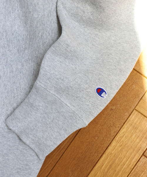 Champion(チャンピオン)の「【STAR WARS】CHAMPION 別注リバースウィーブ クルーネックスウェット(スウェット・メンズ・グレー/ブラック/アイボリー・MEDIUM/LARGE)」の4枚目の写真