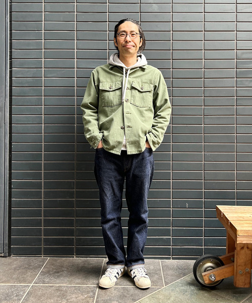 OMNIGOD（オムニゴッド）の「[OMNIGOD mens / オムニゴッド] バックサテン USファティーグシャツジャケット (used)（ミリタリージャケット・メンズ・オリーブ・2/3/4）」の18枚目の写真