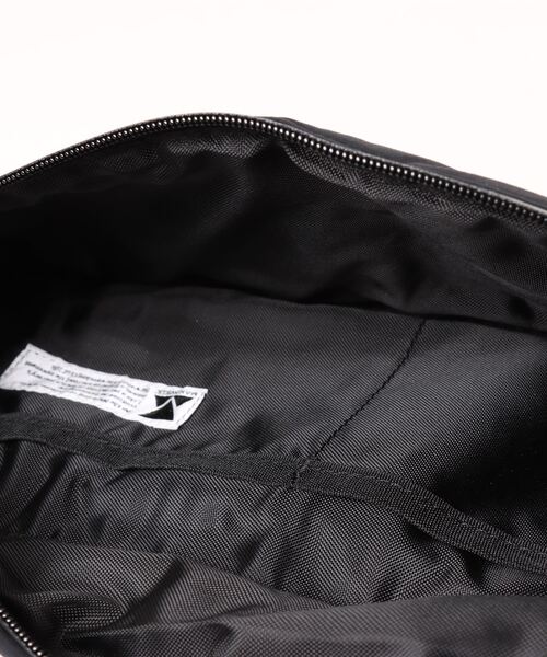 【セール】★MAKAVELIC★ GRAVITY WAIST BAG（ボディバッグ/ウエストポーチ）｜MAKAVELIC（マキャベリック）