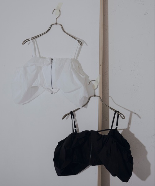 Ezick（エジック）の「Multi-fit 2way バルーンジップビスチェ（ベスト・レディース・アイボリー/ブラック・FREE）」の13枚目の写真