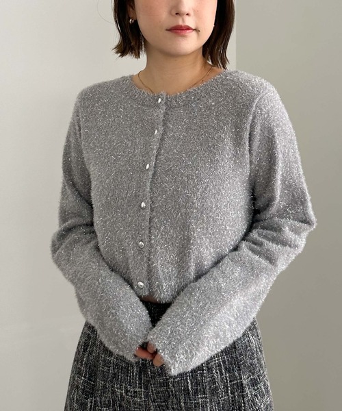 archives(アルシーヴ)の「ラメフェザーコンパクトニットカーディガン(ニット/セーター・レディース・ブルー/ブルーグレー/オレンジ/シルバーグレー・MEDIUM)」の2枚目の写真