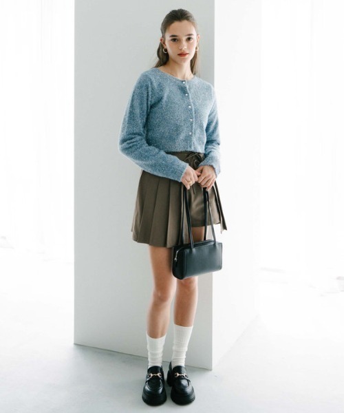 archives(アルシーヴ)の「ラメフェザーコンパクトニットカーディガン(ニット/セーター・レディース・ブルー/ブルーグレー/オレンジ/シルバーグレー・MEDIUM)」の8枚目の写真