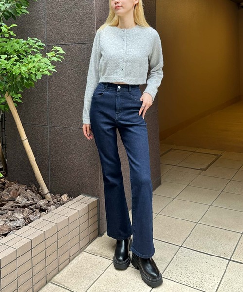 archives(アルシーヴ)の「ラメフェザーコンパクトニットカーディガン(ニット/セーター・レディース・ブルー/ブルーグレー/オレンジ/シルバーグレー・MEDIUM)」の15枚目の写真