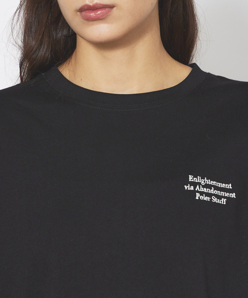 POLeR(ポーラー)の「【POLER/ポーラー】ENLIGHTENMENT L/S TEE/ワンポイント刺繍ロングTシャツ(Tシャツ/カットソー・メンズ・ホワイト/ブラック/ネイビー・M/XL/L)」の10枚目の写真