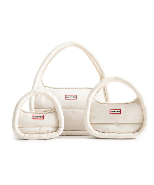 HUNTER（ハンター）の「HUNTER/ハンター ショルダーバック フレイムド パファー ミディ ホーボー FRAMED PUFFER MIDI HOBO UBX3712KBM（ショルダーバッグ・レディース・ブラック/ホワイト・FREE）」の17枚目の写真