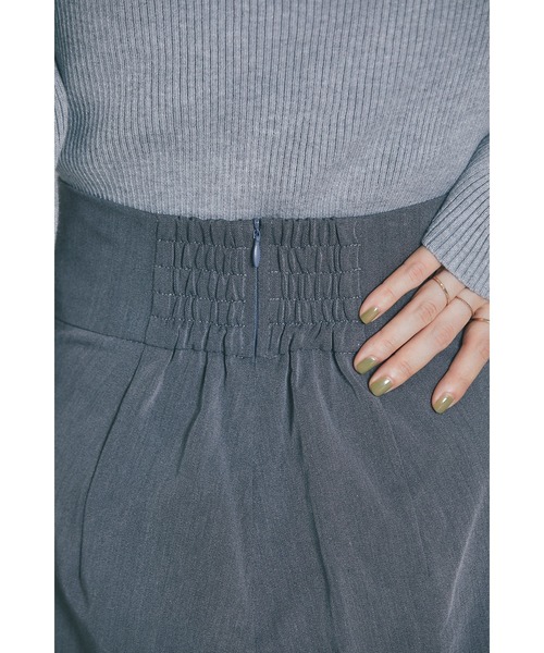 &. NOSTALGIA（アンドドットノスタルジア）の「釦デザインハイウエストタックパンツ（スラックス・レディース・グレー/ブラック・S/M）」の11枚目の写真