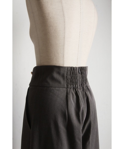 &. NOSTALGIA（アンドドットノスタルジア）の「釦デザインハイウエストタックパンツ（スラックス・レディース・グレー/ブラック・S/M）」の21枚目の写真