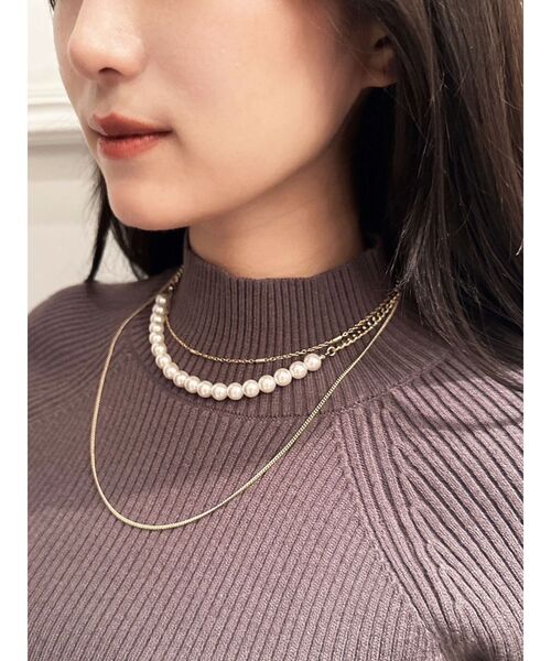 RESEXXY（リゼクシー）の「多連パールロングネックレス（ネックレス・レディース・ゴールド/シルバー・FREE）」の2枚目の写真