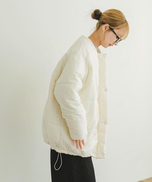 ITEMS URBANRESEARCH（アイテムズ アーバンリサーチ）の「中綿キルトオーバージャケット（ダウンジャケット/コート・レディース・ホワイト系その他/ブラック・FREE）」の21枚目の写真