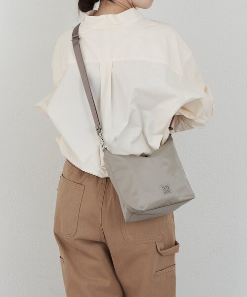 310g] クラウズナイロンシンプルショルダーバッグ(CE-1467