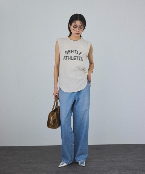 RED CARD TOKYO（レッドカード）の「【RED CARD TOKYO（レッドカードトーキョー）for SALON】別注Dakota/デニム（デニムパンツ・レディース・ブルー系その他4/サックスブルー・21/22/25/24/23）」の3枚目の写真