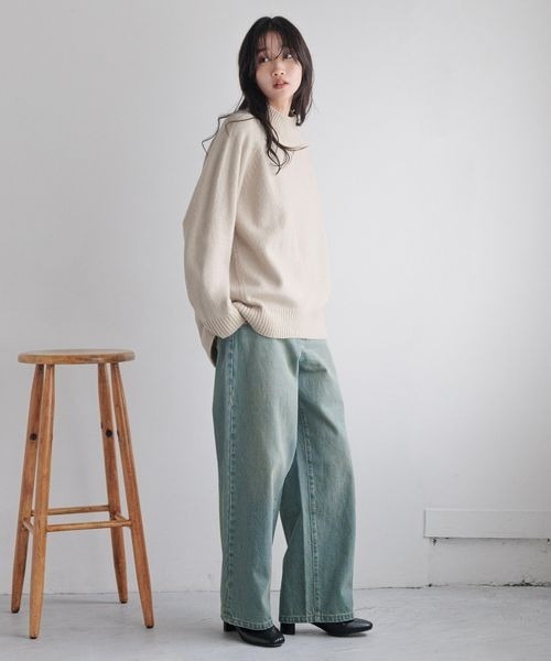 冷たい月… LOWRYS FARM（ローリーズファーム）の「モチモチハイネックプル
