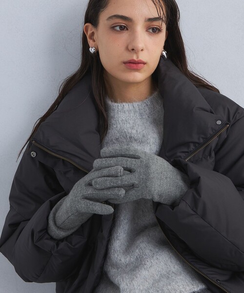 green label relaxing（グリーンレーベルリラクシング）の「【WEB限定】3WAY シャギー アームウォーマー グローブ / 手袋 ―タッチパネル対応―（手袋・レディース・オフホワイト/ライトグレー/ダークグレー・FREE）」の5枚目の写真